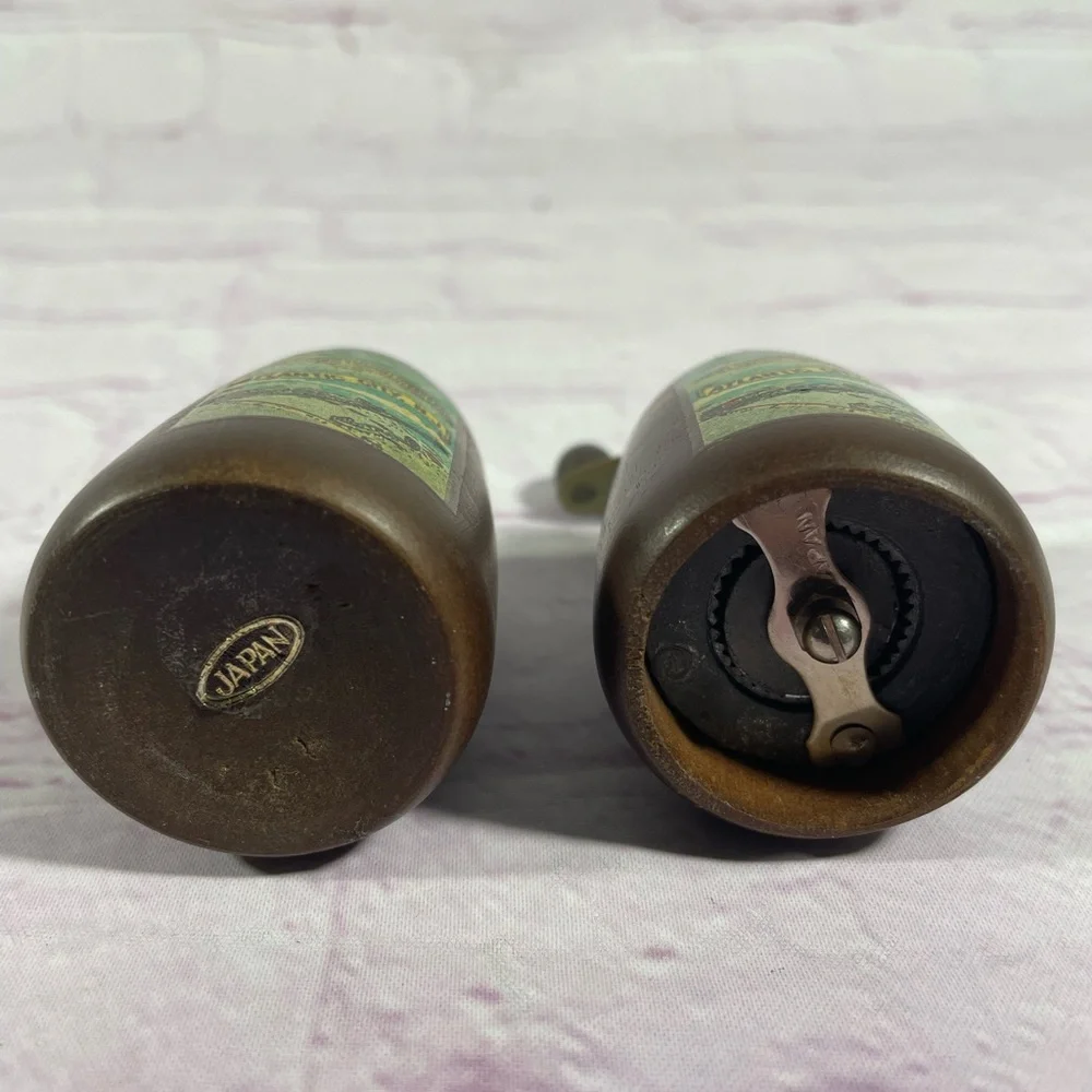 Vintage Atlantic City, N.J. Wood Salt Shaker and Pepper Mill Grinder Pair
